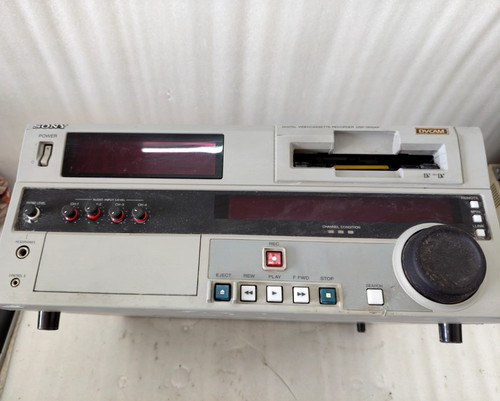 Sony dsr 1800ap dvcam video - dsr-1800ap,