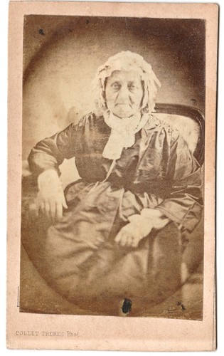 Femme agée portrait - femme,