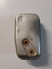 pot d échappement de moteur