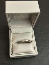 belle bague en argent massif