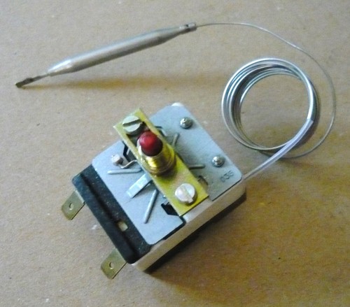 Thermostat sécurité 140°C