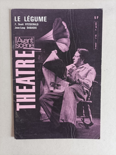 Revue avant scène theatre - revue,