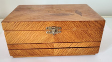 Boite à bijoux en bois
