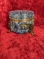 Boîte verre XIXème curiosité pieds salamandres curiosité décor floral peint