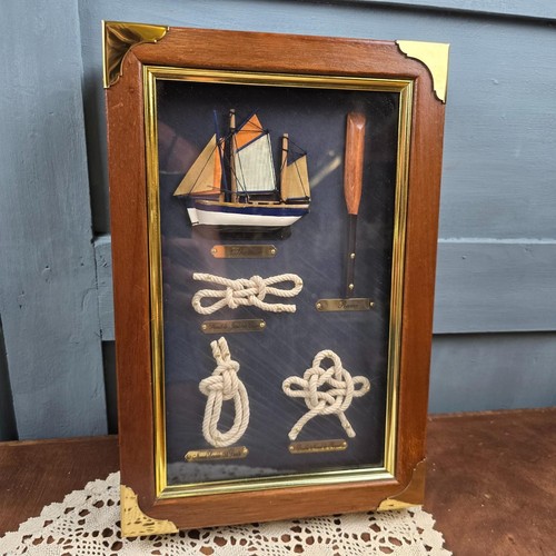 Boîte clés marine - à,