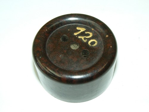Ancienne prise bakélite à - ancienne, en