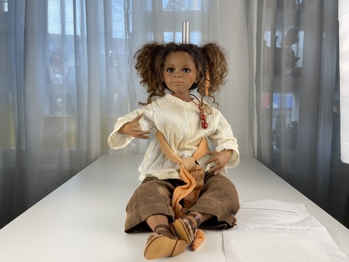 Poupée artiste hiltrud - d'artiste,