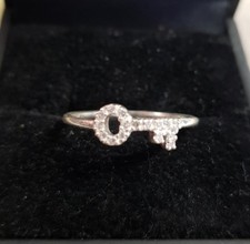 Bague Six motif Clé pour