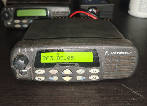 Motorola gm360 uhf 403 - 403-470, mhz