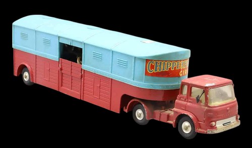 ème corgi toys - 43,