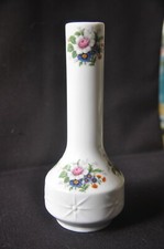 Vase soliflore fleuri en fine