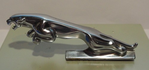 Mascotte voiture jaguar - voiture,