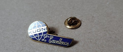 Pin agence voyage kuoni - pin's,