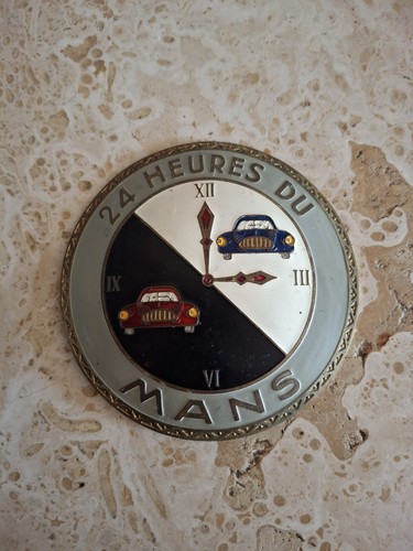 Rare badge automobile - rare, 24