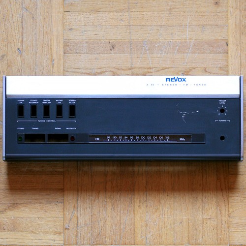 Revox tuner a76 facade - facade, •