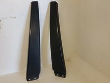 Caches montants extérieurs