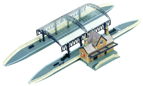 Hornby station terminus - hornby,