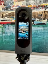 Ricoh THETA X Caméra 360 60