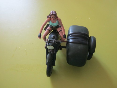 Side car lara croft complet - croft,