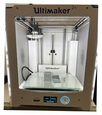 Imprimante 3D Ultimaker 2+     Pratiquement neuve