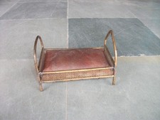 Lit De Poupée Pour Bébé Vintage Unique En Pénny, Collectionnable