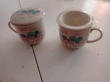 Lot 2 mugs à infusion