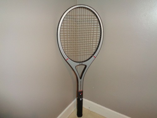 Raquette tennis ancienne - de,