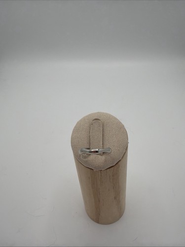 Bague argentée minimaliste