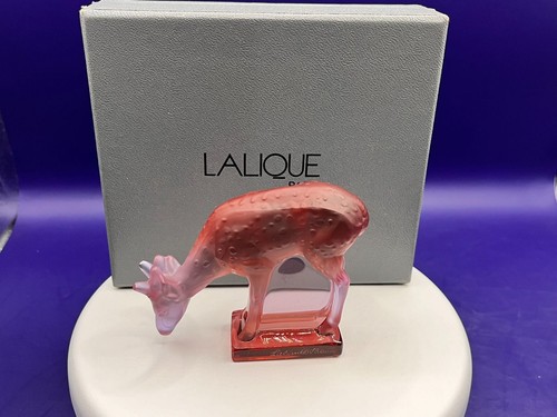 Petite figurine cerf - , en