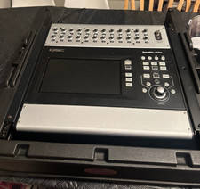 QSC TouchMix-30 Pro 32-Channel