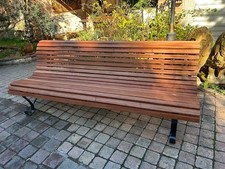 Banc piètement Rosace acier 1960 restauré dans notre atelier