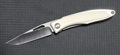 New chris reeve - chris, knives