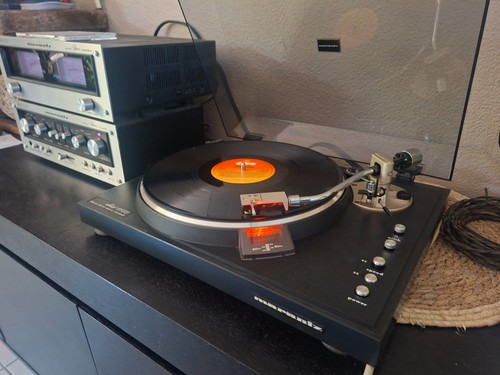 Platine vinyle tourne disques - tourne,