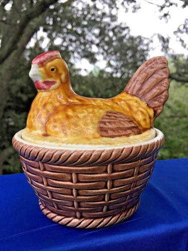 Ancien poterie coq sur panier - ancien,