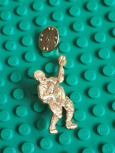 Pin pins mac donald - pins,