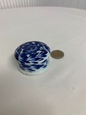 Petite boite en Porcelaine