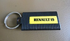 Ancien porte cle Automobile Renault 19 R 19.