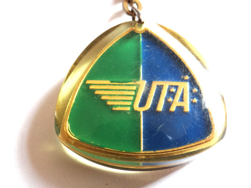Porte clés aviation - porte, uta