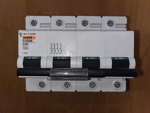 Disjoncteur tetrapolaire 100a - tetrapolaire,