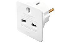 ADAPTATEUR SECTEUR POUR PRISE UK VERS FRANCE pour ACCESSOIRES - TAEUR-MP