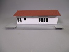 LQ1704 LIMA Train Ho 1/87 1:87 Maquette montée Petite usine avec quai chargement