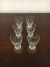 6 verres à liqueur en cristal