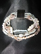 Joli bracelet aimanté perles roses - Nice Bracelet pink beads color