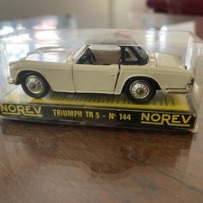 NOREV Ancien 1/43 TRIUMPH TR5 N*144 Couleur Blanche avec boite d’origine