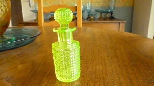 Flacon ancien verre - flacon, en