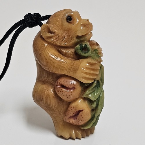 Netsuke singe noyer - singe,