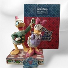 Figurine résine Disney Traditions Donald & Daisy Duck Mistletoe Moment 16...