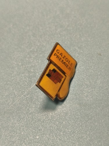 Vintage pin total gazole - vintage,