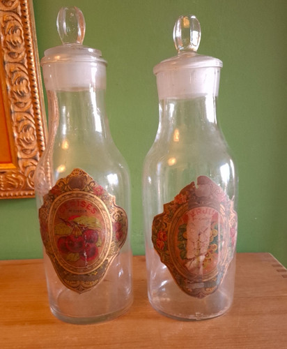 Deux bocaux verre souffle - en,