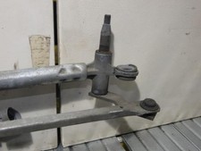 Moteur essuie glace avant